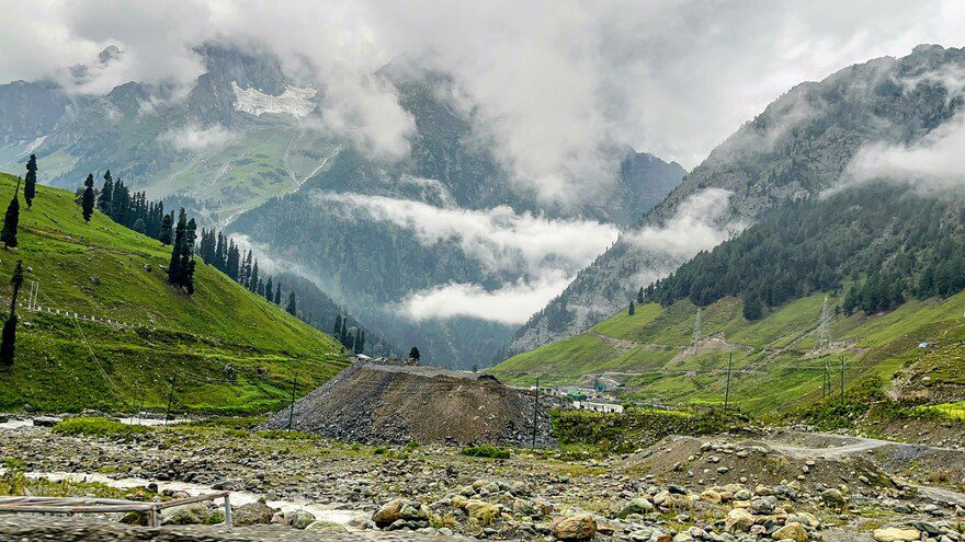 Sonamarg – The Meadow of Gold
