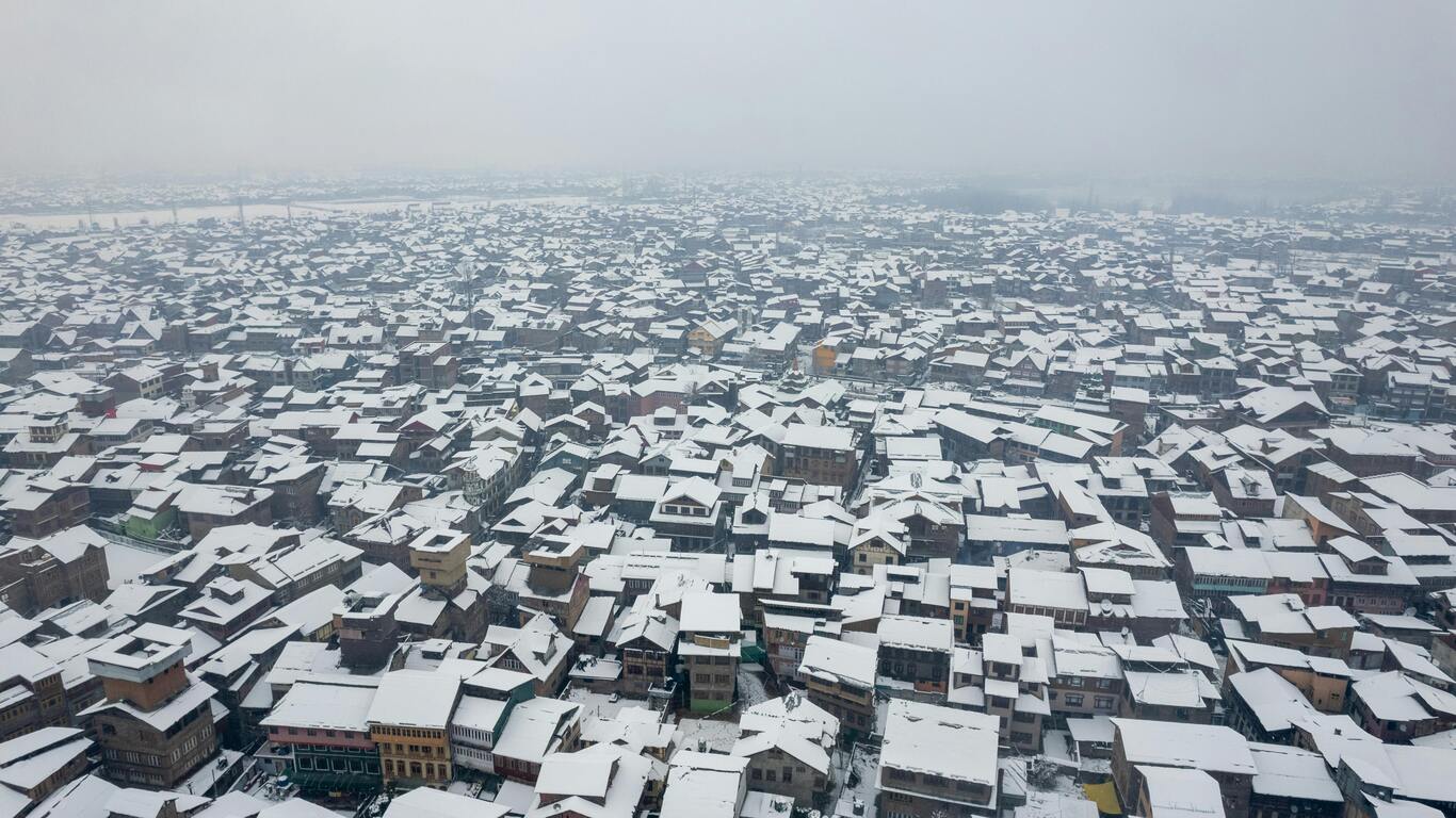 srinagar old city view